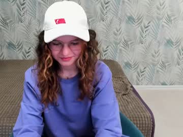 cam girl valeriya_land image #4003077