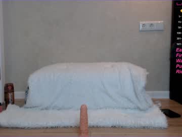 cam girl loonyko image #757417