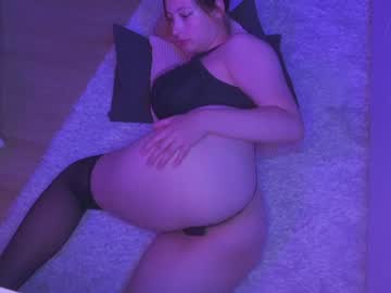 cam girl aveksmr image #2408824