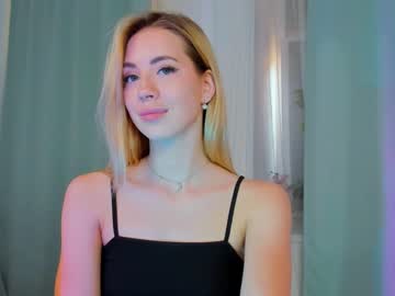 cam girl emmi_rosee image #1945713