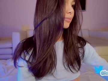cam girl hollyextra image #3374639