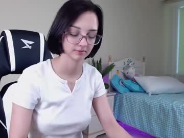 cam girl queen_kitty1818 image #1945629
