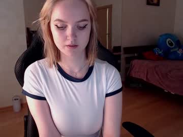 cam girl lovely_kisses image #2617860