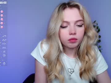 cam girl small_blondee image #3831877