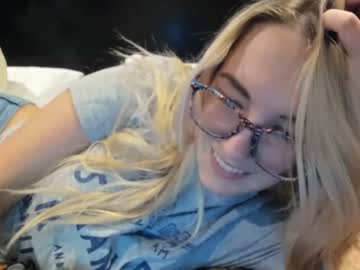 cam girl mariah95 image #354080