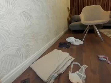 cam girl ehotlovea image #664311