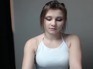 cam girl relax_nina image #975431