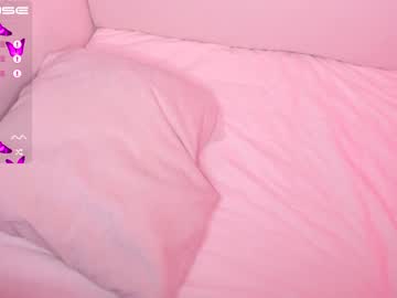 cam girl aveksmr image #3236011
