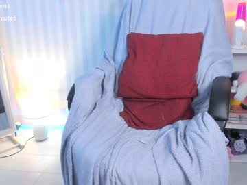 cam girl broken_but_cute image #597024