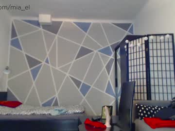 cam girl sweat_mia image #1981701