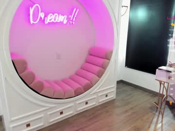 cam girl ashlyeroberts1 image #1478512
