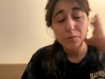 cam girl raiyvyn image #4006842