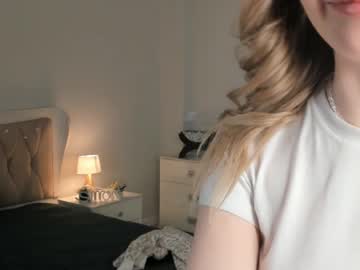 cam girl tothebottomofonesheart image #3980709