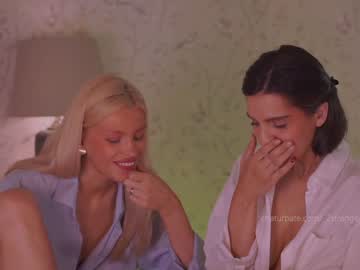 cam girl _2strangers image #2257994