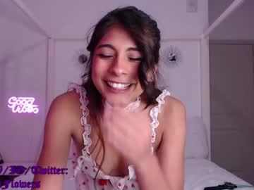 cam girl violetttflowers image #1762184