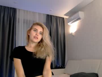 cam girl amourvenenum image #2745534