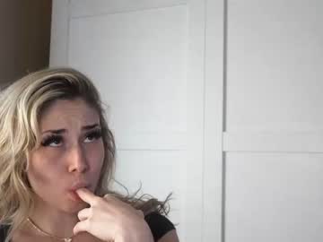 cam girl artoftease image #2757860
