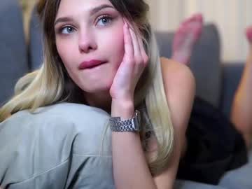 cam girl lovebecomestheenemy image #4042312