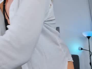 cam girl emmi_rosee image #2600811