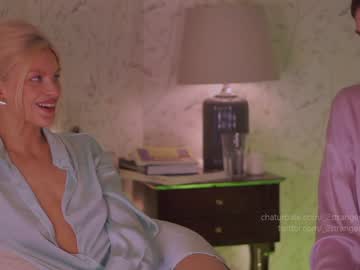 cam girl _2strangers image #2351374