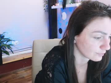 cam girl taralanes image #1136006
