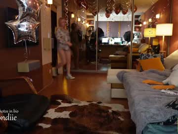 cam girl bestblondiiecb image #3603786