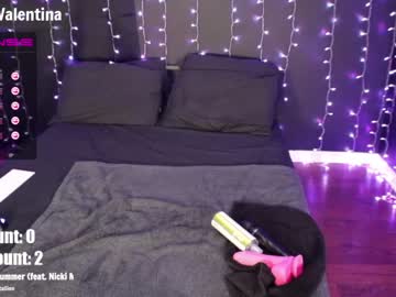 cam girl milavalentinax image #1030547