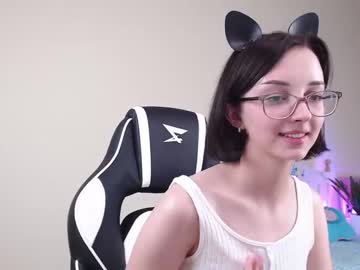 cam girl queen_kitty1818 image #2003039