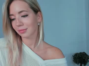 cam girl emmi_rosee image #258745