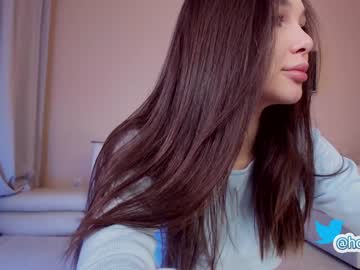 cam girl hollyextra image #3109177