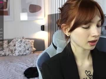 cam girl _guesswhat_ image #1608048