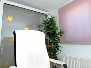 cam girl ingridblondy94 image #3607069