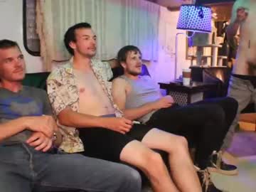 cam man hollandhousestudios image #1511011