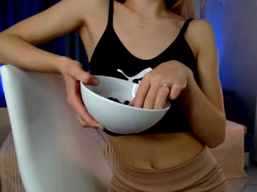 cam girl amourvenenum image #3299939
