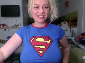 cam girl kiradivine image #3489364