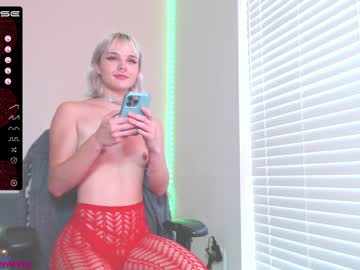 cam girl petitebrat image #3110165