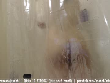 cam girl missvanessajune image #3762358