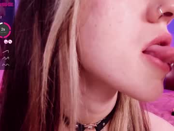 cam girl lisamayson image #2127604