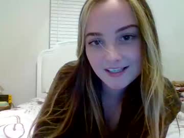 cam couple katrina_xoxox image #1096332