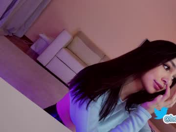 cam girl hollyextra image #3001522