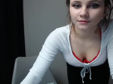 cam girl relax_nina image #681319