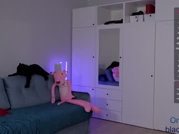 cam girl _blackbee_ image #849975