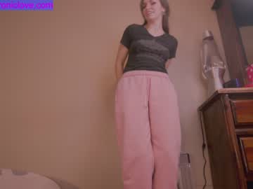 cam girl chroniclove image #3348543