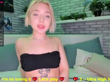 cam girl helenahayley image #515677