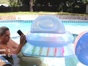 cam girl milavalentinax image #2004753