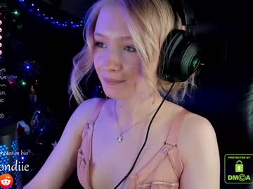cam girl bestblondiiecb image #3430197