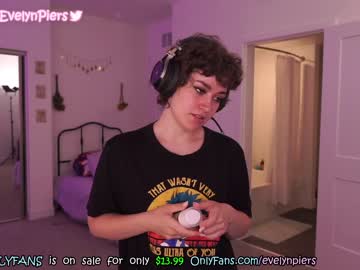 cam girl evelynpiers image #2101367