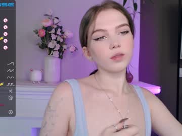 cam girl small_blondee image #2918862