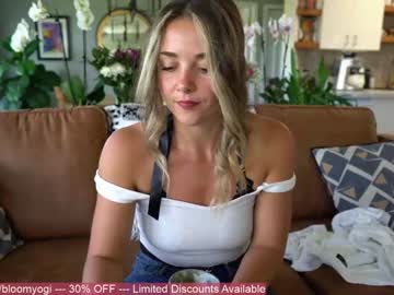 cam girl bloomyogi image #2097368