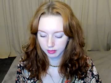 lucia_coy cam